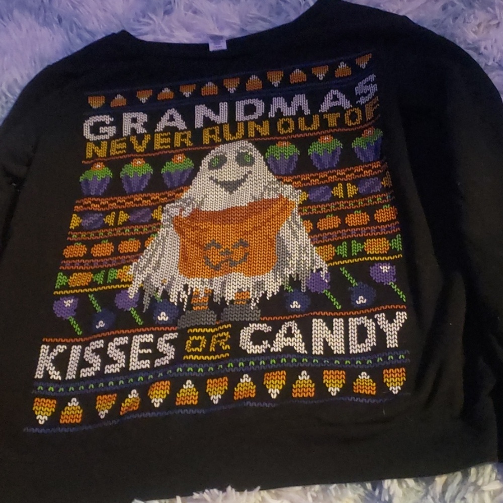 I am selling a Halloween shirt